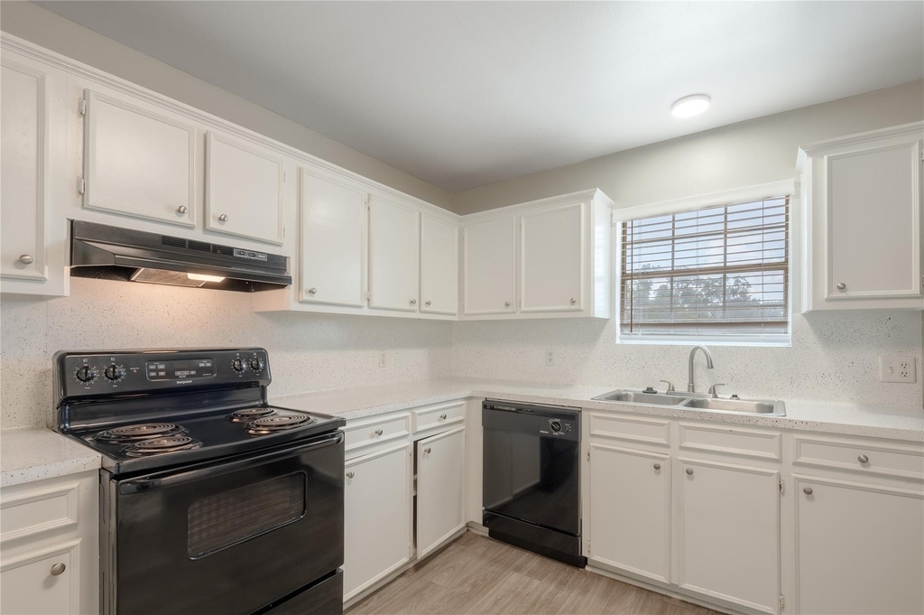 600 Palm Street - Photo 5