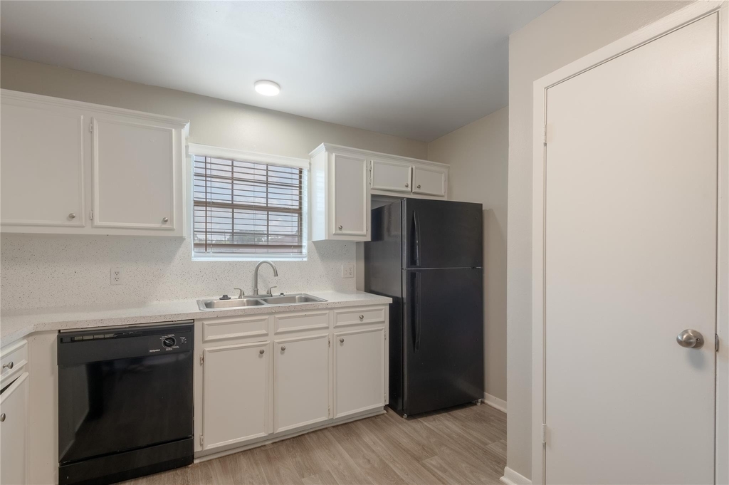 600 Palm Street - Photo 6