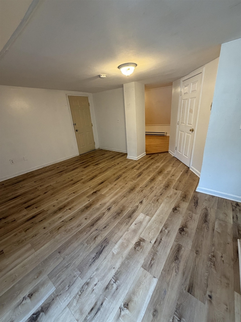 61 Main - Photo 7