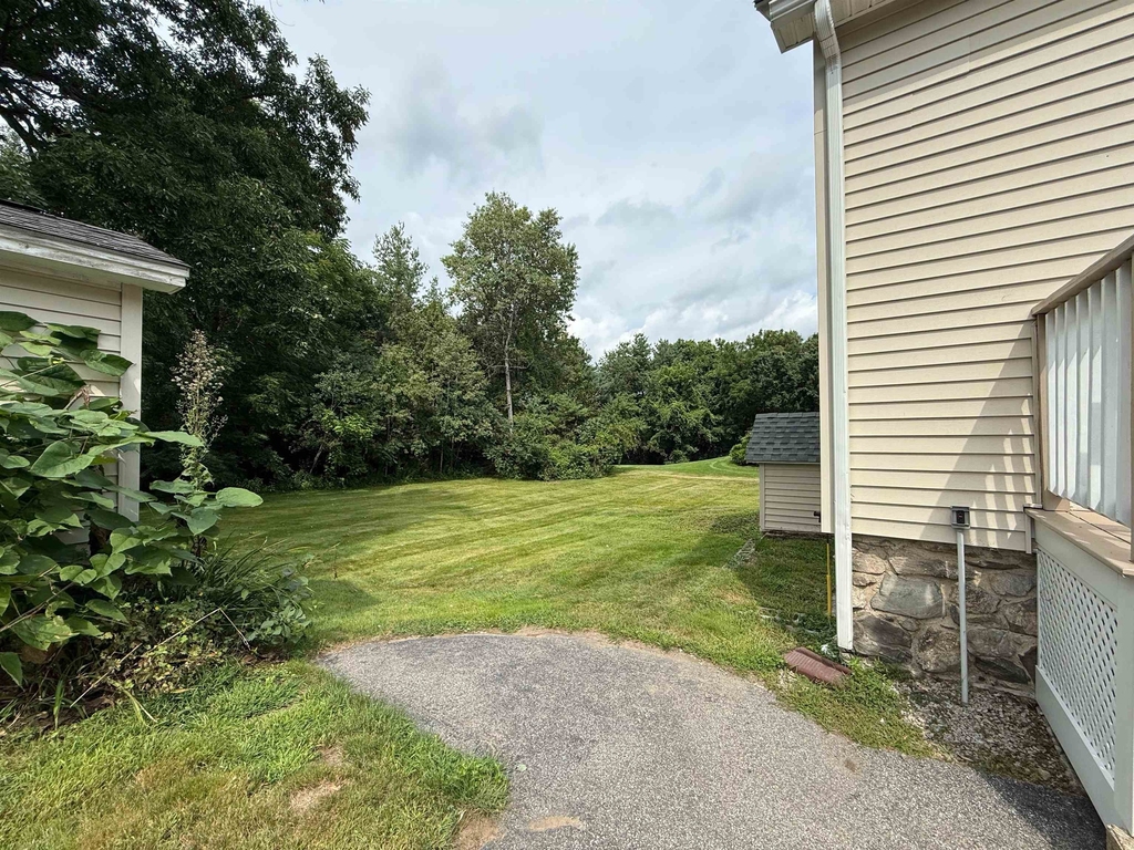 63 Middle Dunstable - Photo 9