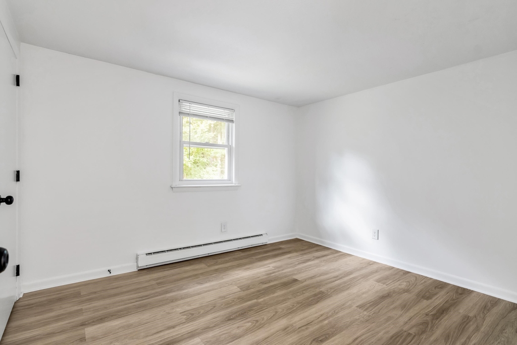 103 South Policy - Photo 20