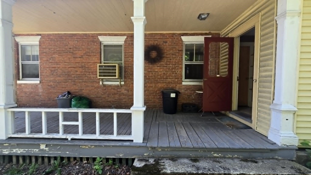 722 Central - Photo 1