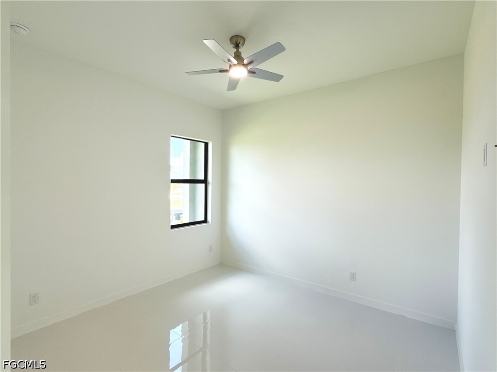 4322 Kismet Parkway W - Photo 13