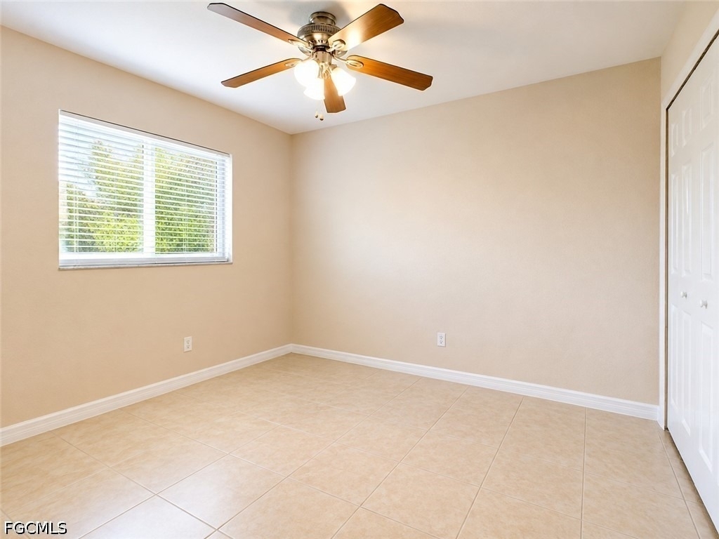 1138 Se 19th Lane - Photo 10