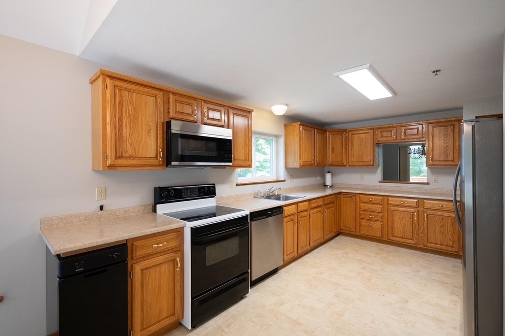 13 Bayberry - Photo 2