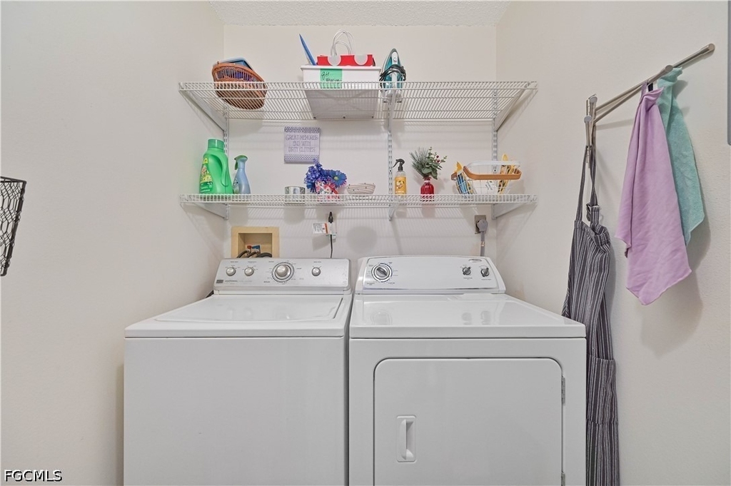 4711 Se 5th Avenue - Photo 29
