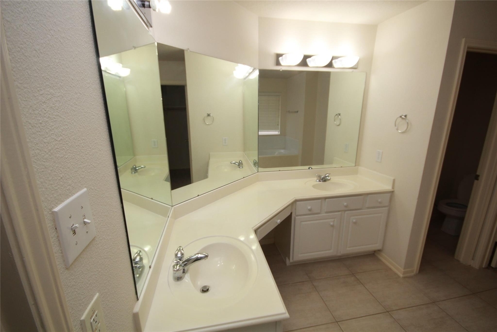 19055 Village Maple Court - Photo 20