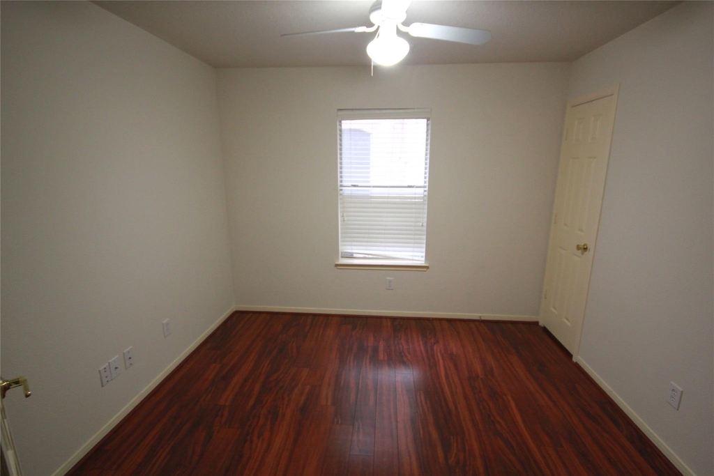 19055 Village Maple Court - Photo 2