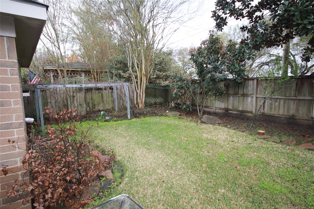 19055 Village Maple Court - Photo 21
