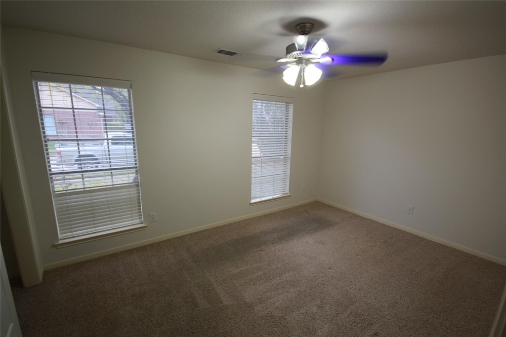 19055 Village Maple Court - Photo 4