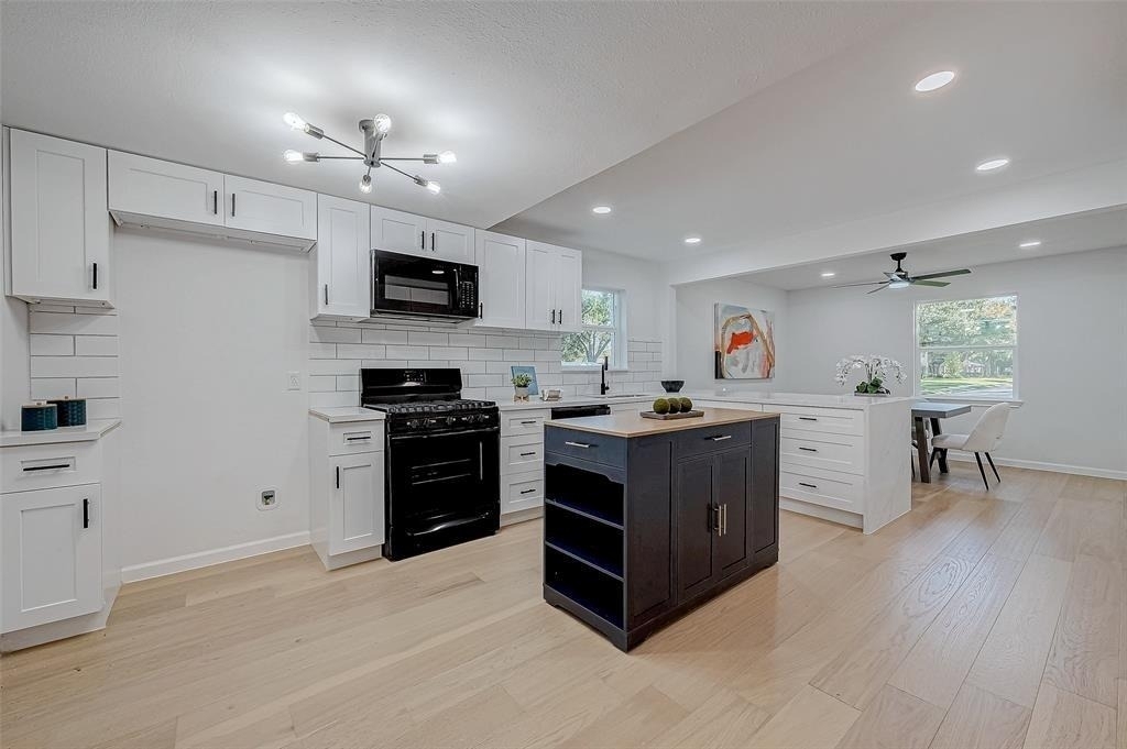 2414 Walnut Bend Lane - Photo 11