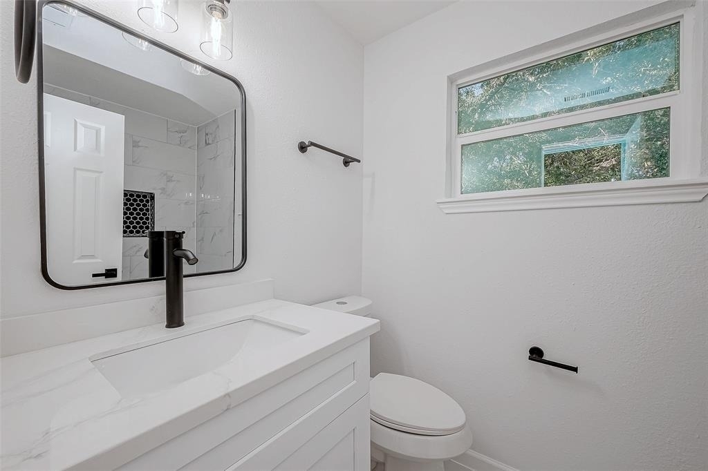 2414 Walnut Bend Lane - Photo 32