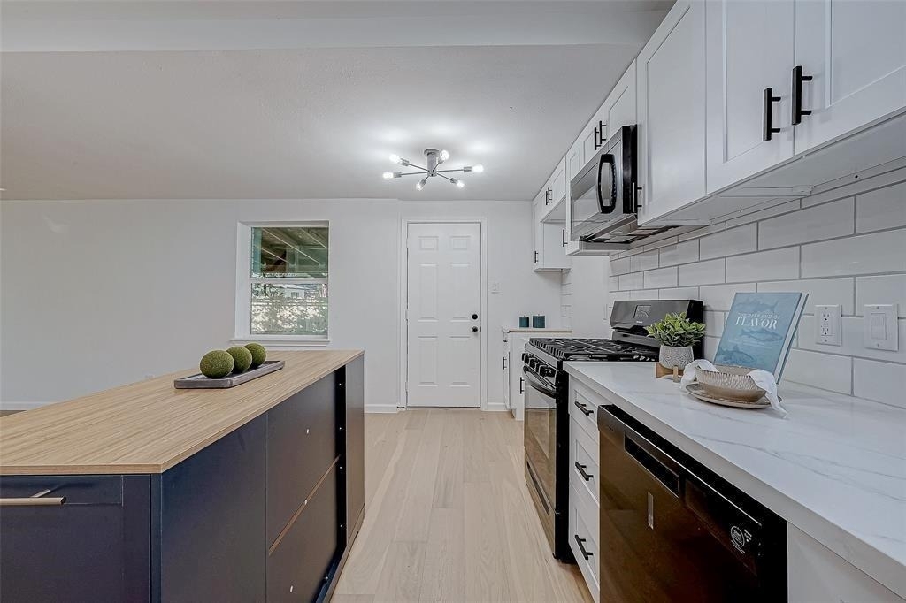 2414 Walnut Bend Lane - Photo 15