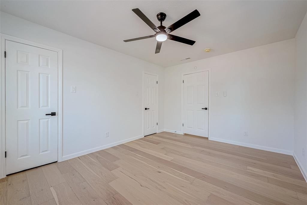 2414 Walnut Bend Lane - Photo 34