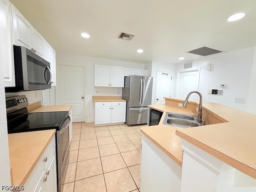 2020 Nw 16th Terrace - Photo 8