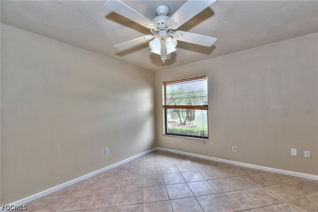 3603 Se 18th Place - Photo 10