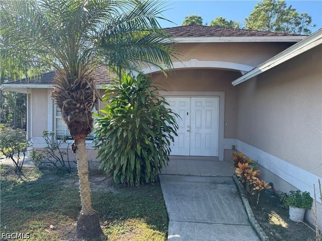 710 Nimitz Boulevard - Photo 1