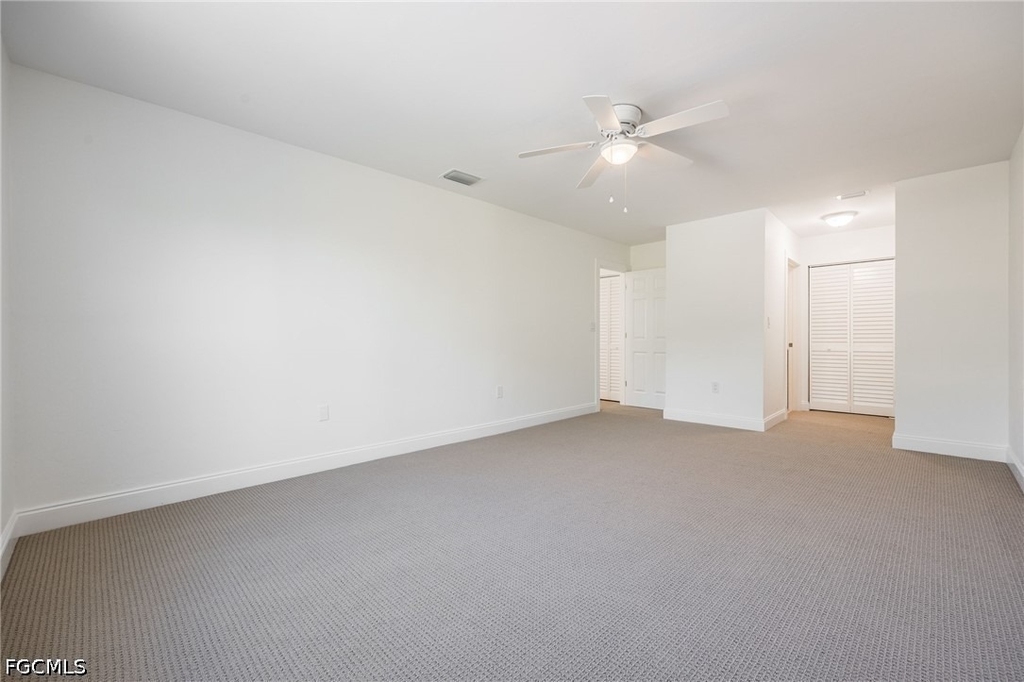 11674 Pointe Circle Drive - Photo 6