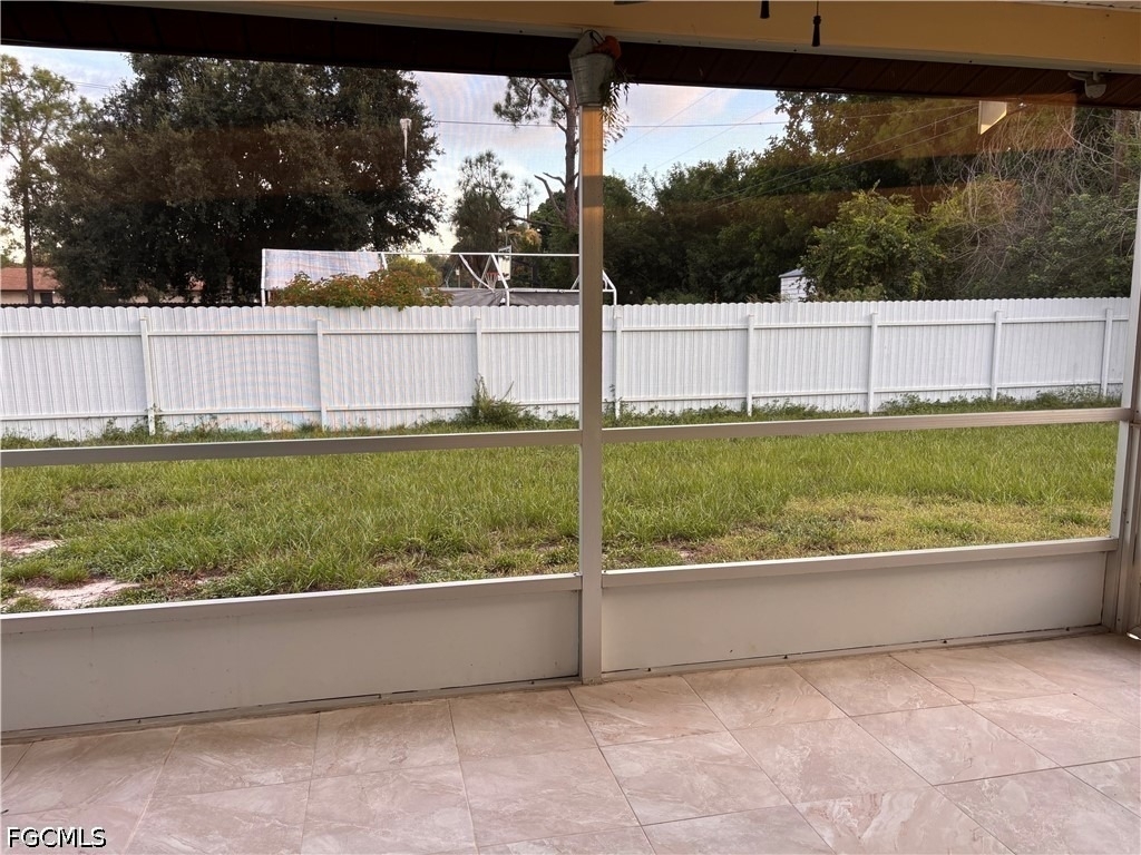 2604 E 3rd Street - Photo 24