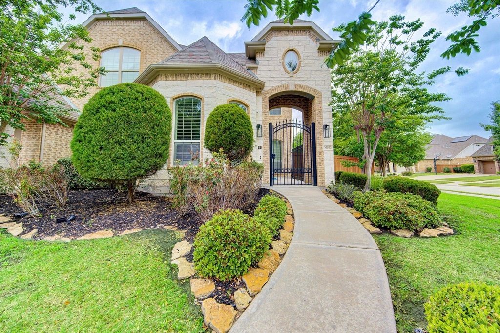 10702 Claythorne Court - Photo 4