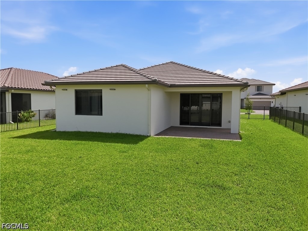 5069 Penella Avenue - Photo 19