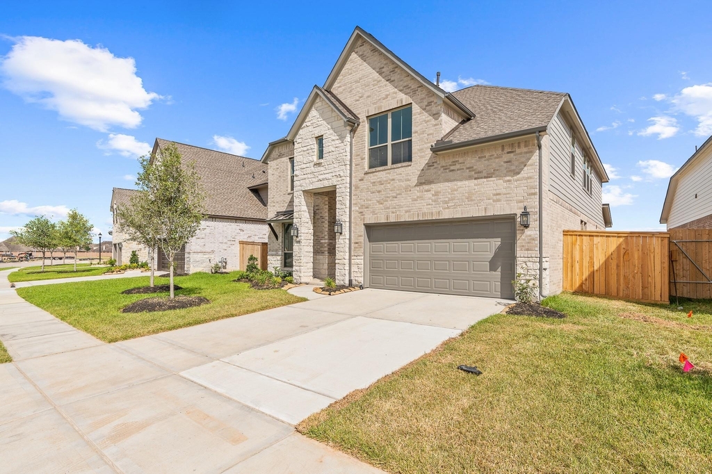 21127 Coral View Drive - Photo 2