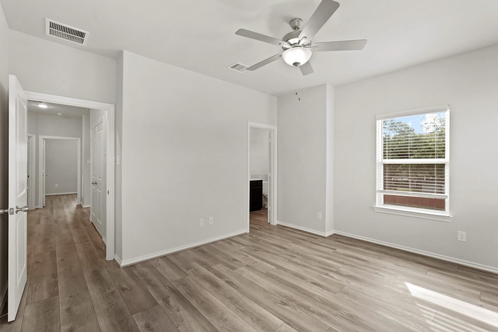 1455 Acorn Meadow Street - Photo 9