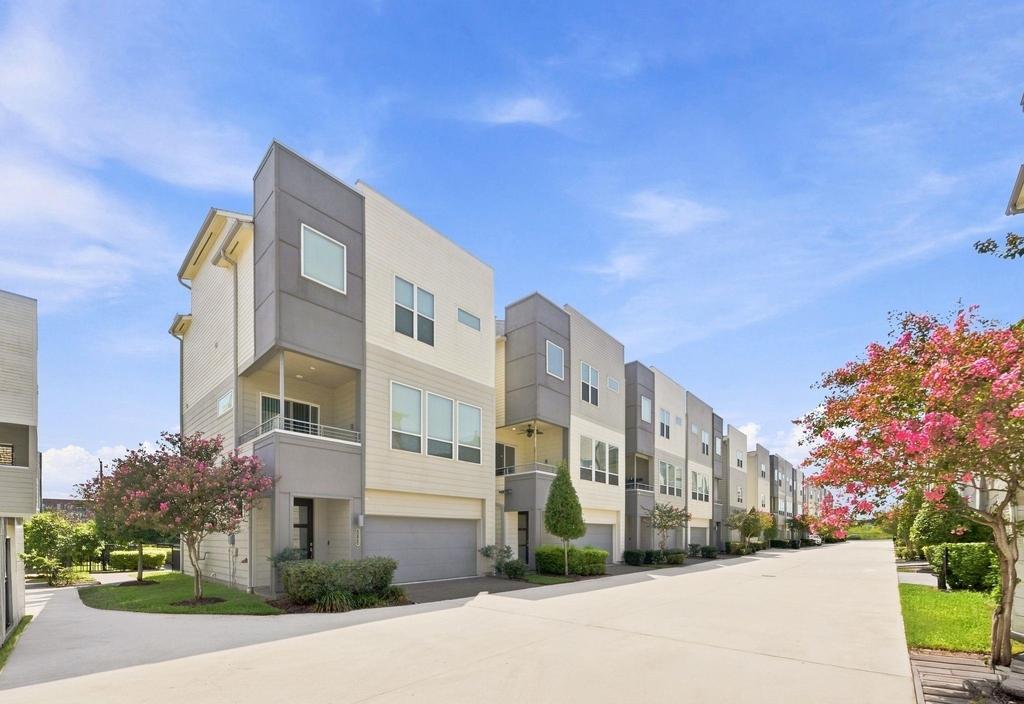 2730 Eado Edge Court - Photo 3