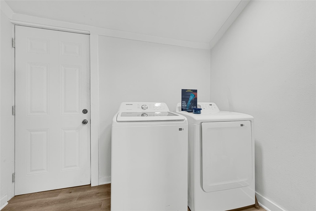 3624 Avenue S 1/2 - Photo 8