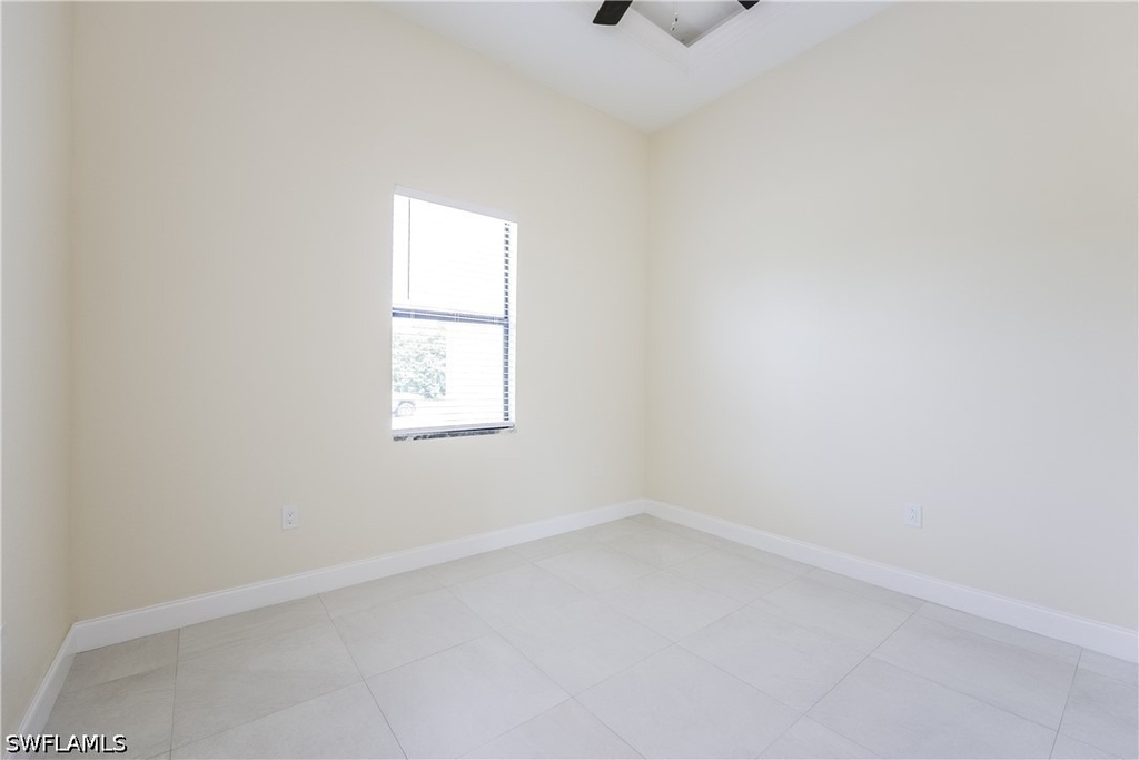 1125 Capp Avenue - Photo 11