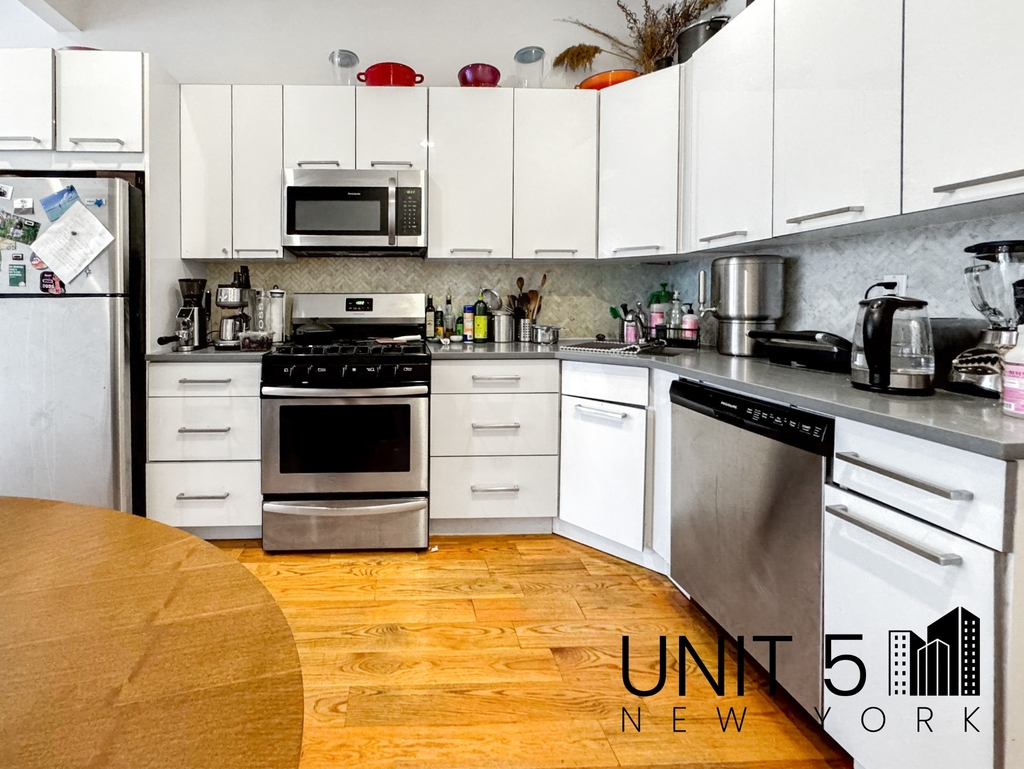 240 South 3rd Street - Photo 4