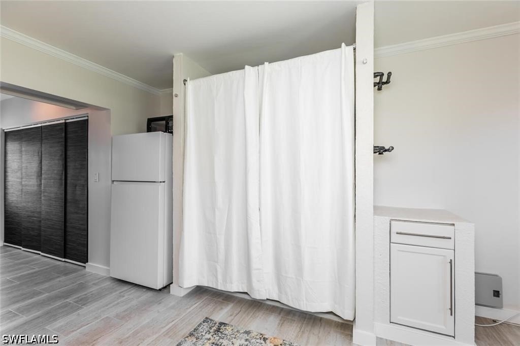 235 Seaview Court - Photo 5