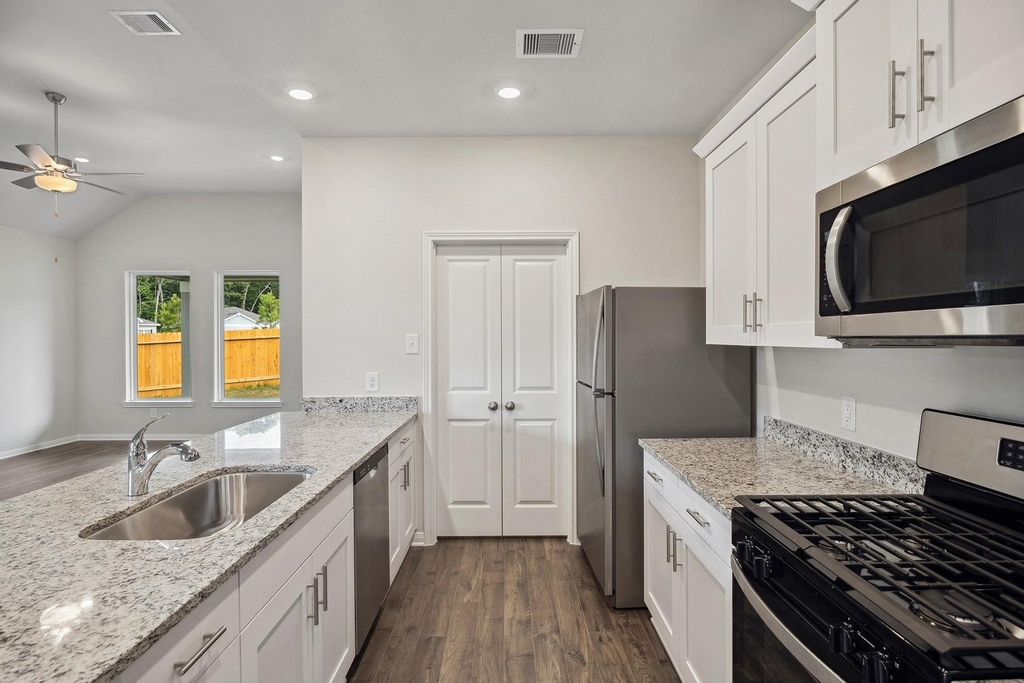 25514 Blooming Hazel Drive - Photo 6
