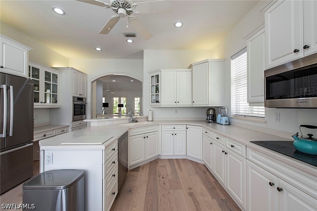 860 7th Street S - Photo 4