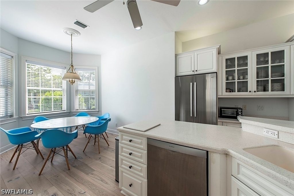 860 7th Street S - Photo 3