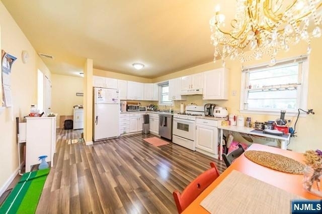 305 White - Photo 11