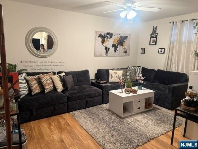 279 Chestnut - Photo 8