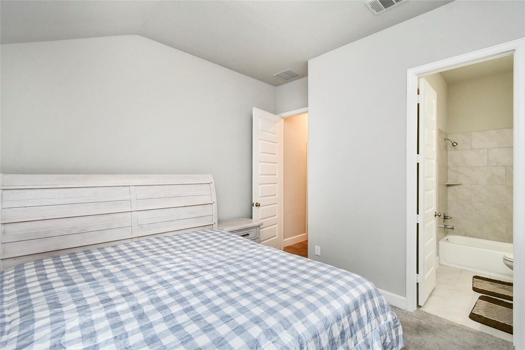 5042 Albany Shores Lane - Photo 16