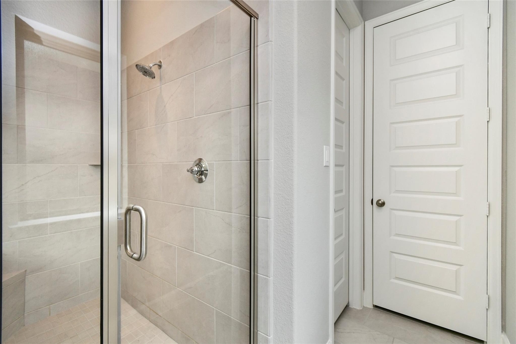5042 Albany Shores Lane - Photo 31
