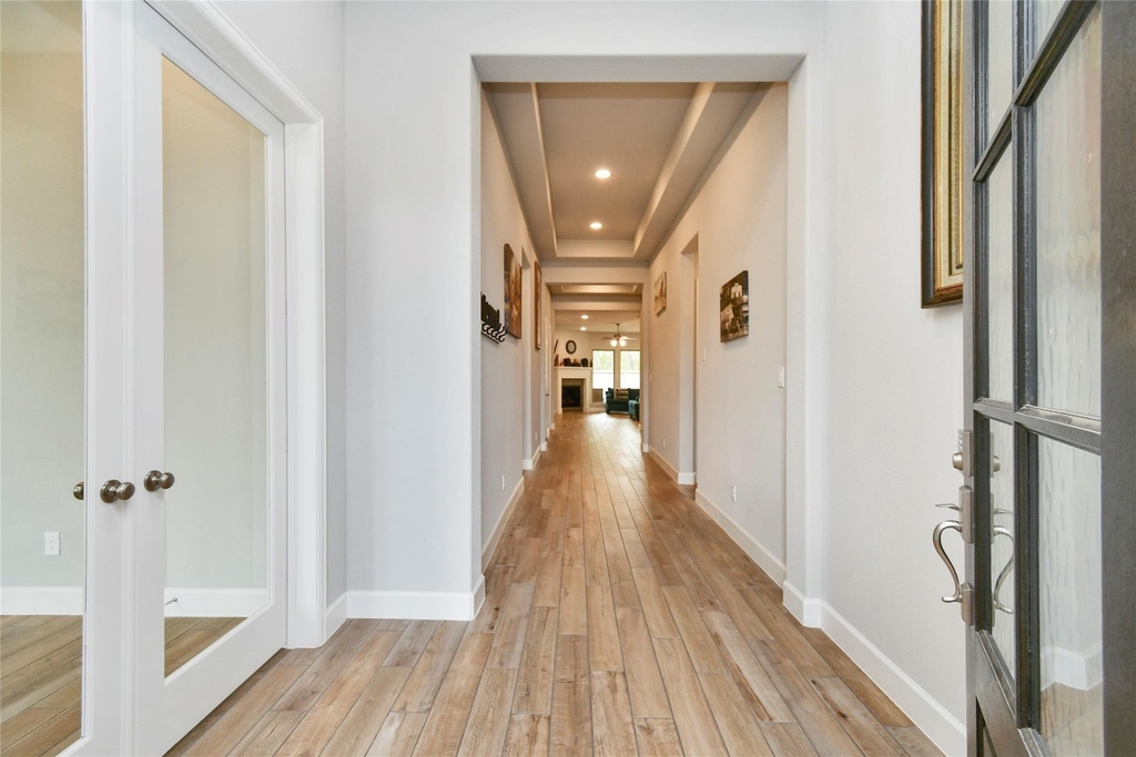 5042 Albany Shores Lane - Photo 4