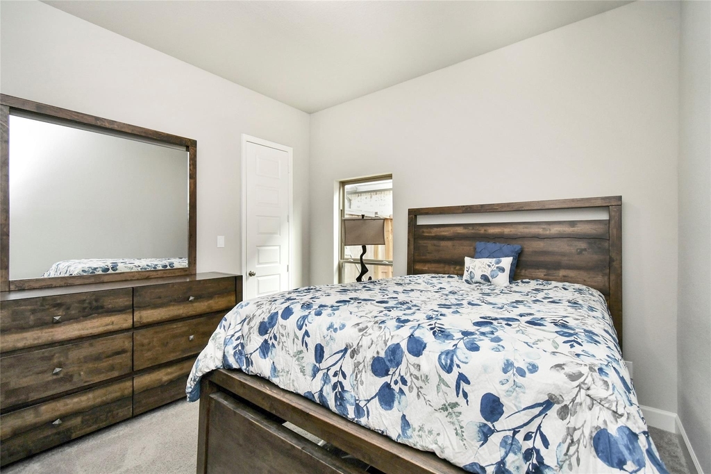 5042 Albany Shores Lane - Photo 8