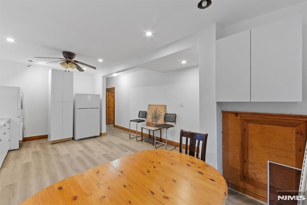 123 Washington - Photo 5