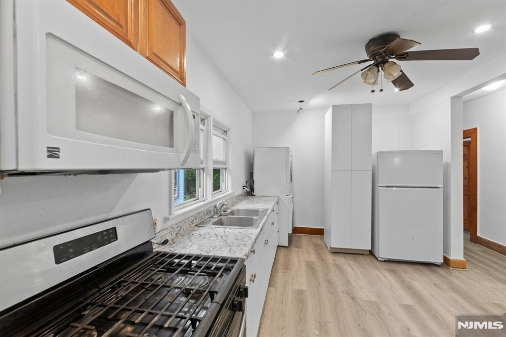 123 Washington - Photo 7