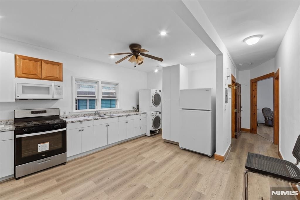 123 Washington - Photo 27