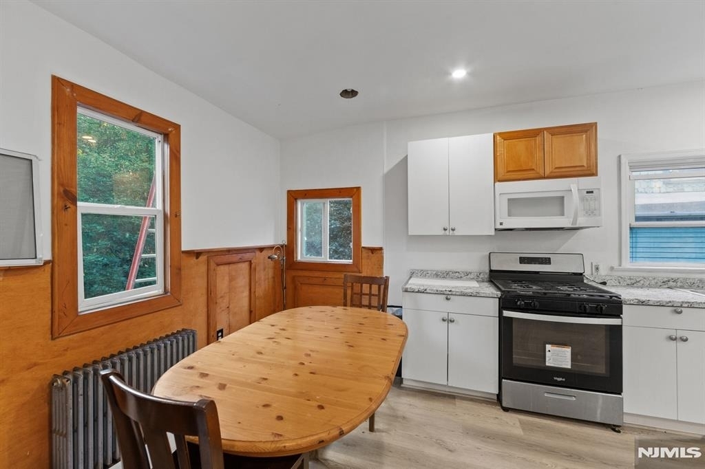 123 Washington - Photo 3