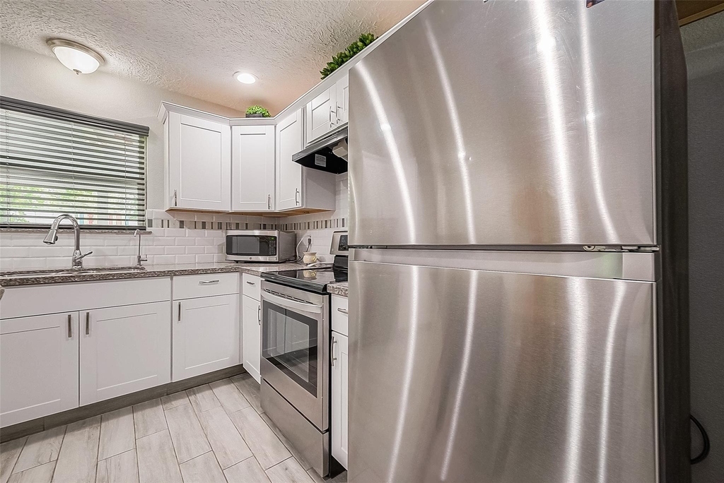 16614 Forest Bend Avenue - Photo 18