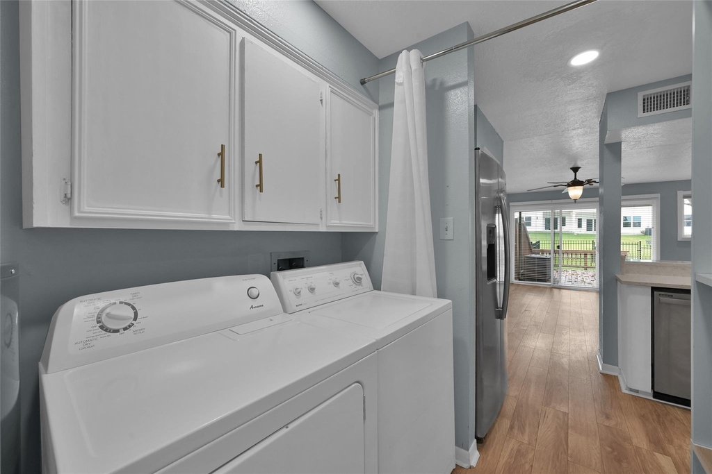 12247 Trail Hollow Drive - Photo 17