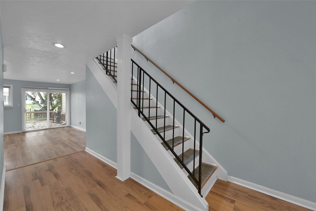 12247 Trail Hollow Drive - Photo 5