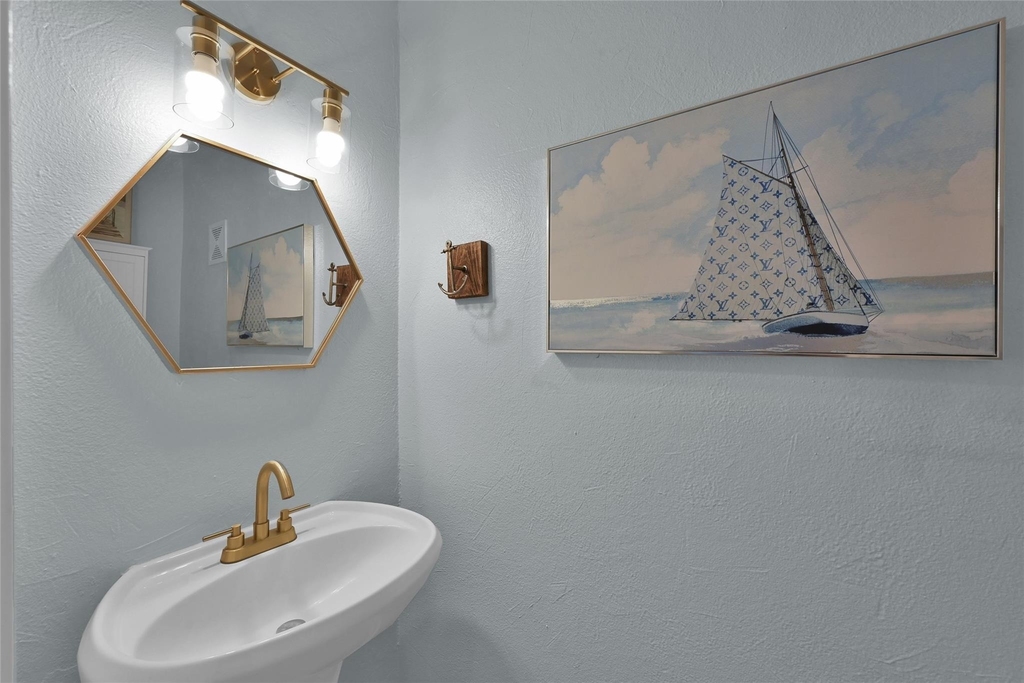 12247 Trail Hollow Drive - Photo 7