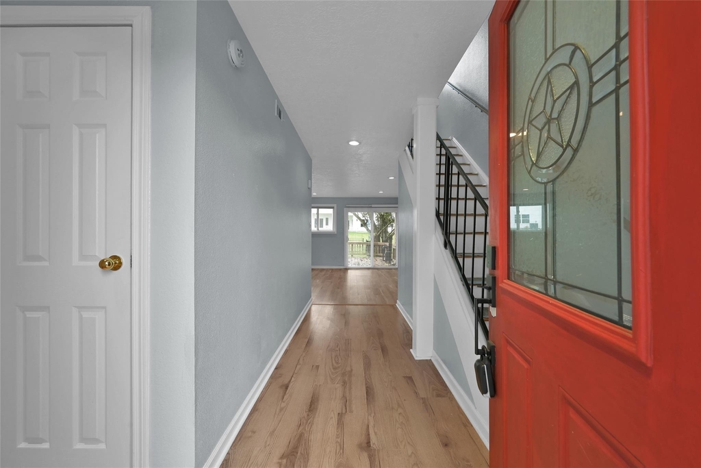 12247 Trail Hollow Drive - Photo 4
